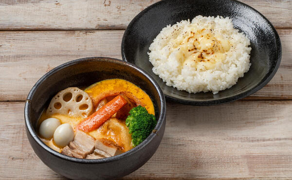白いスープカレー（ライス付き）